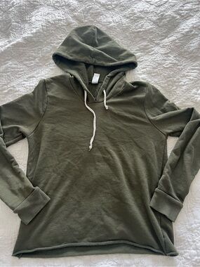 Hooded Pullover Sweater - Olive Green